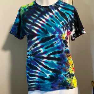 Tie dyed youth tshirt size medium unisex
